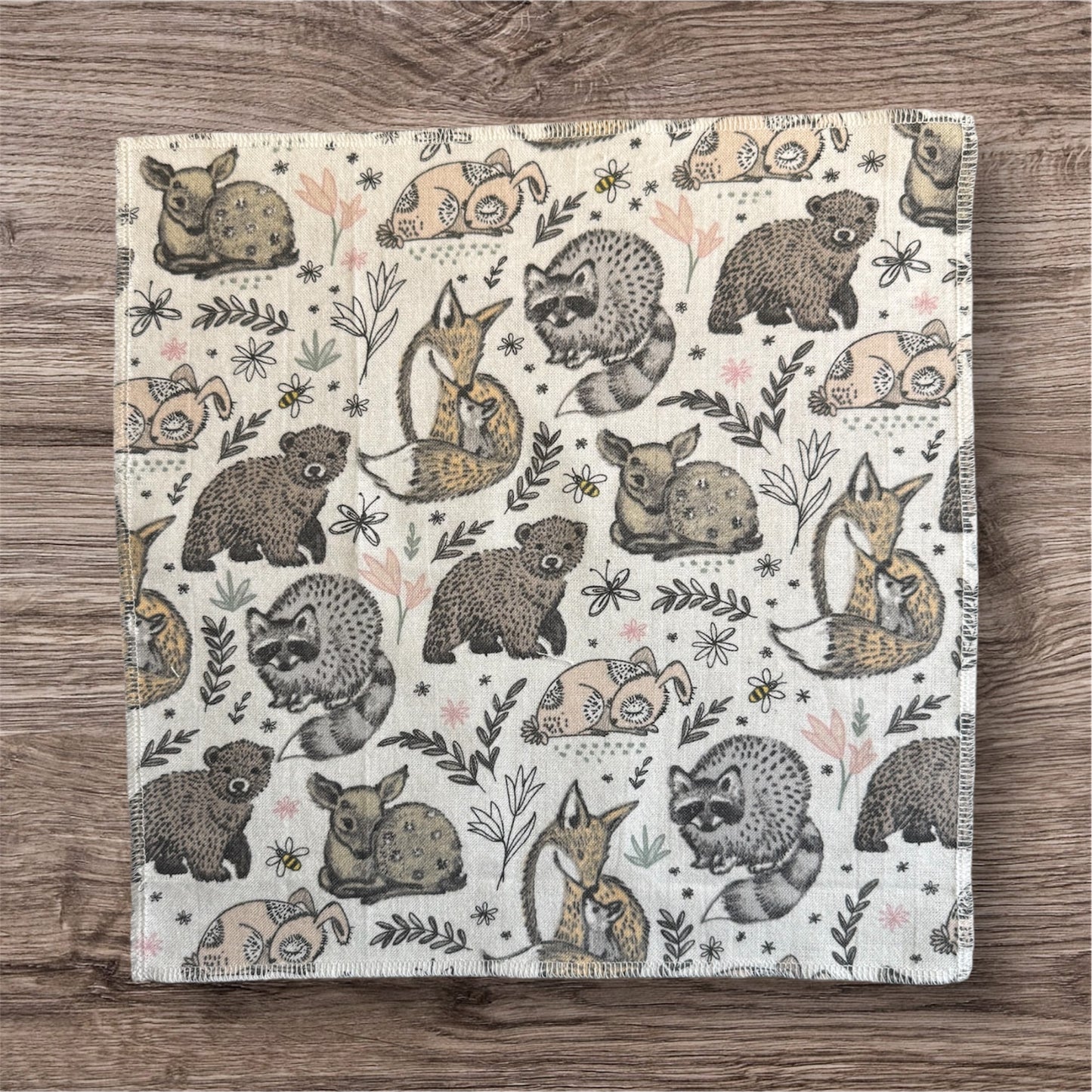 Woodland Animal Pattern 6-Pack Reusable Paper Towels – 12” x 12”
