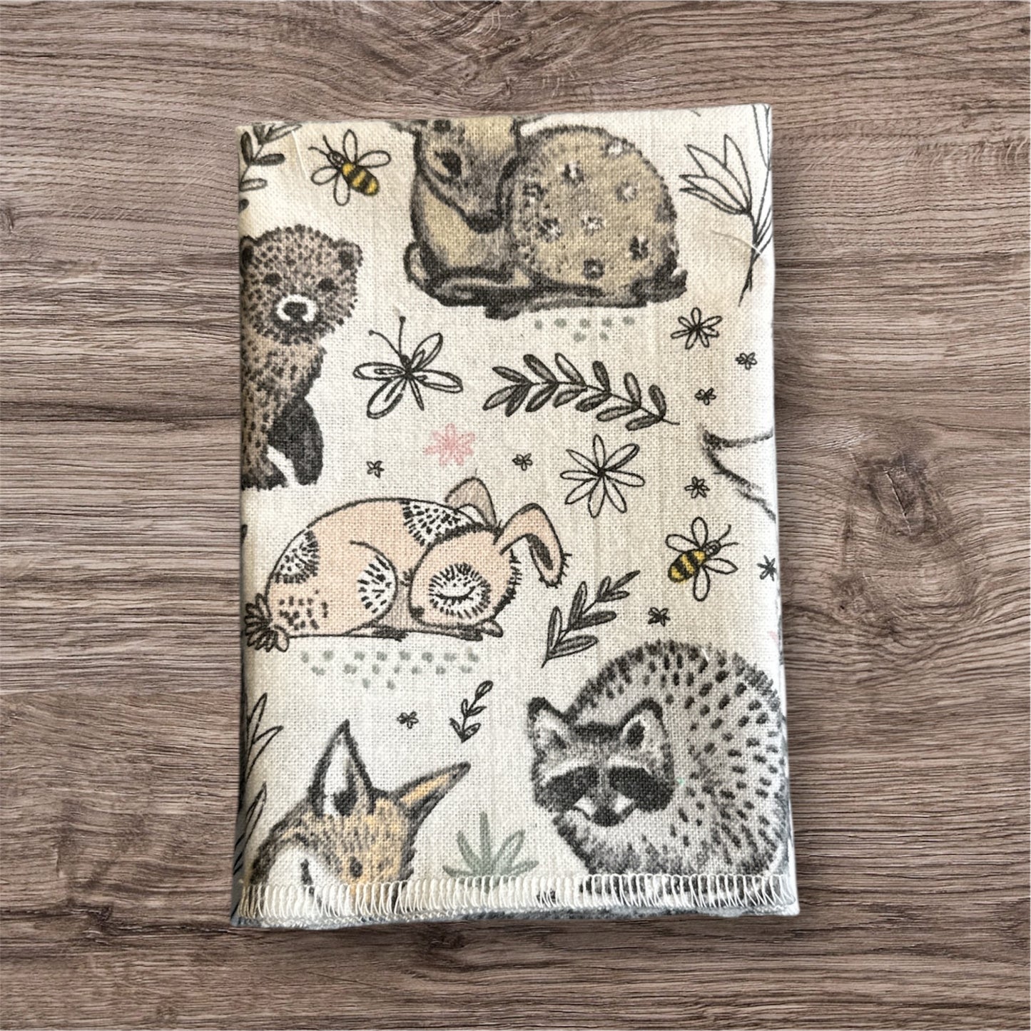Woodland Animal Pattern 6-Pack Reusable Paper Towels – 12” x 12”