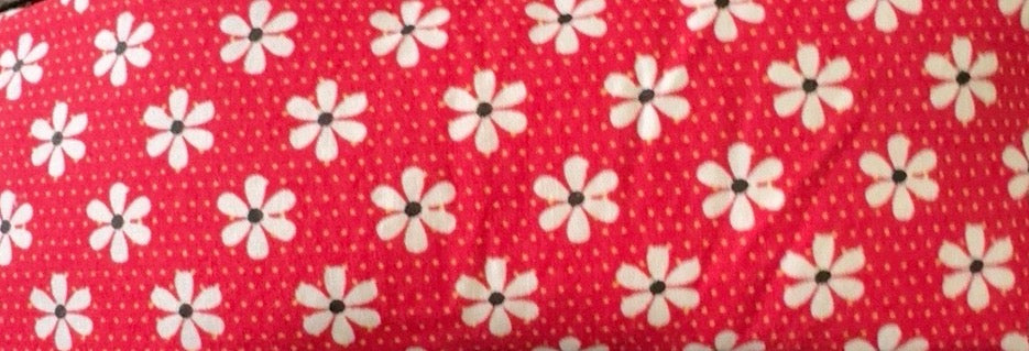Red Daisy Eye Pillow – Hot & Cold Therapy Pack